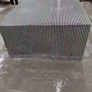 巴彦淖尔芝麻白毛板荒料切割