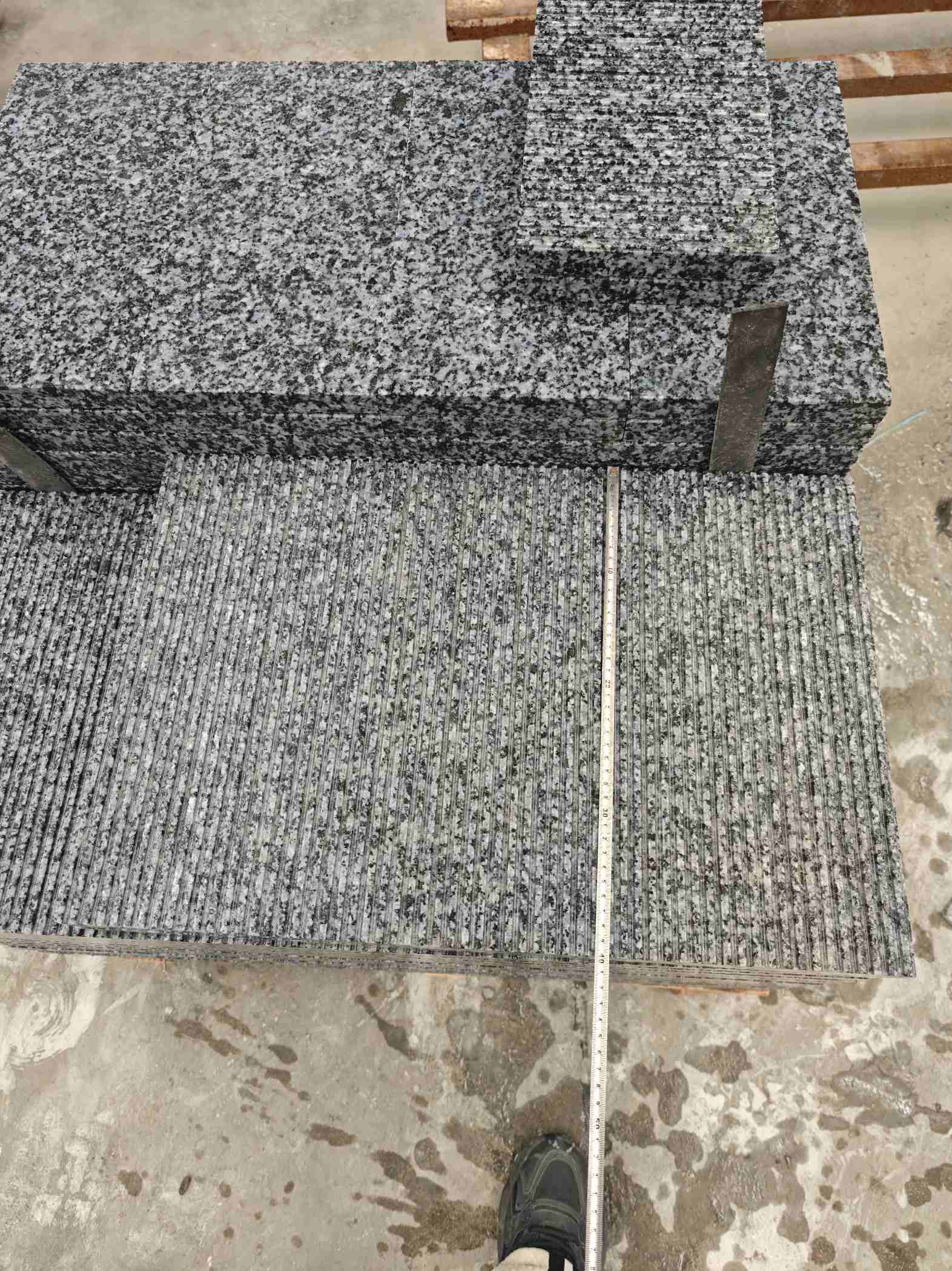 巴彦淖尔芝麻黑拉丝面