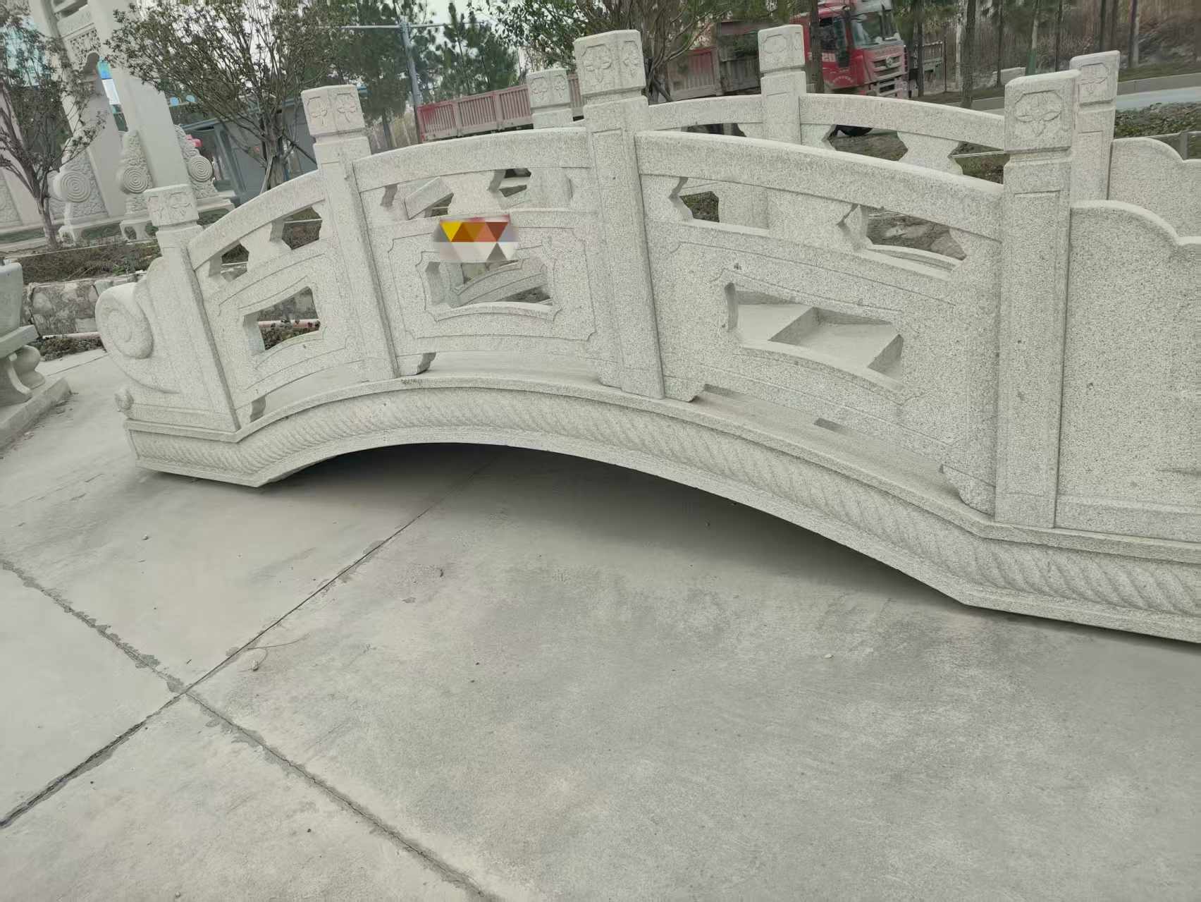 巴彦淖尔芝麻白拱桥，石桥