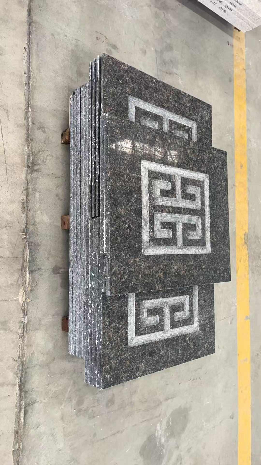 巴彦淖尔英国棕回纹雕刻版