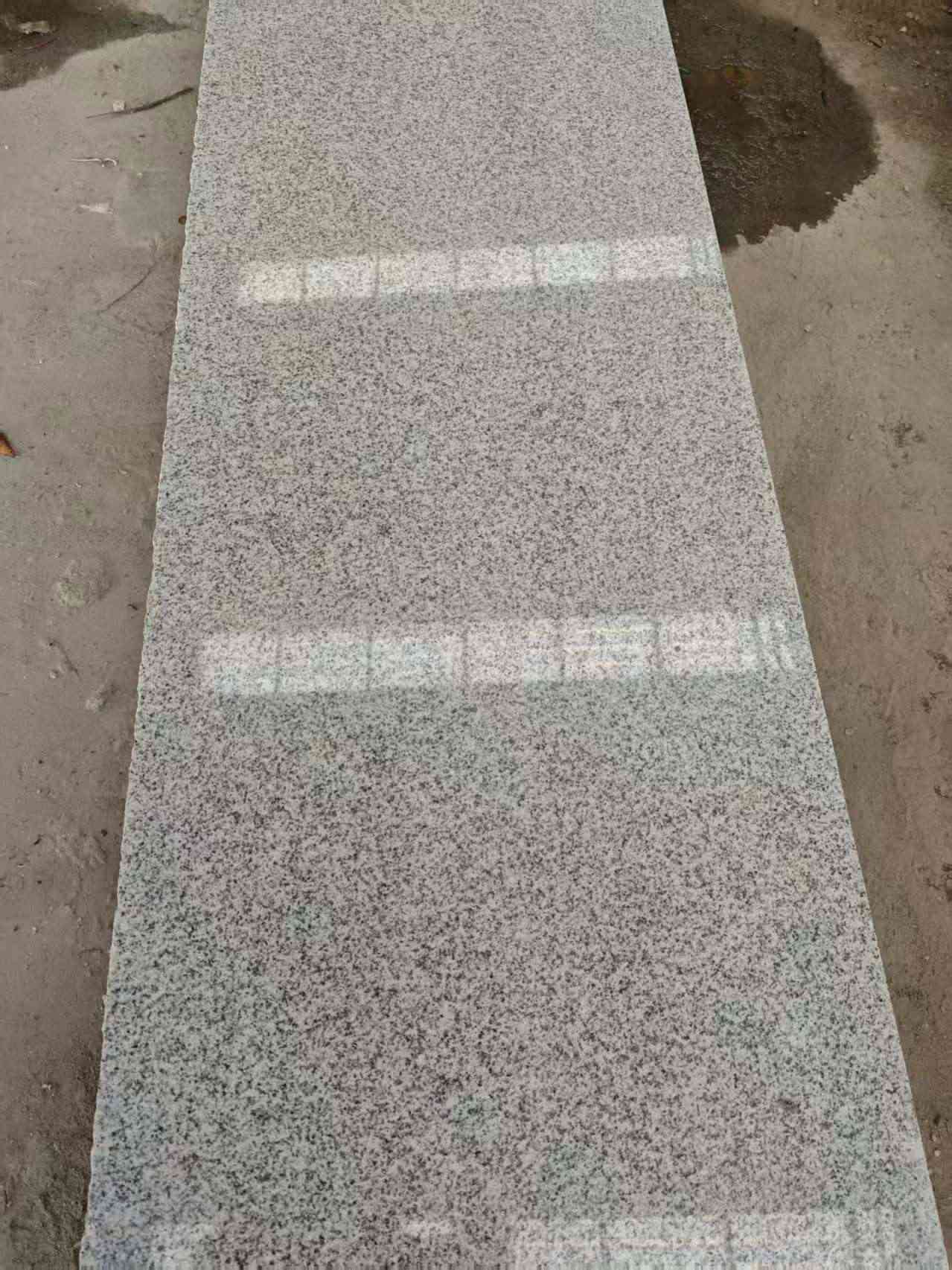 巴彦淖尔芝麻白光面毛板